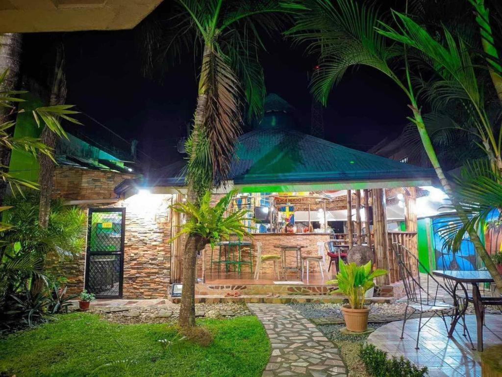 Bamboo Garden Boutique Hotel Tacloban Eksteriør billede