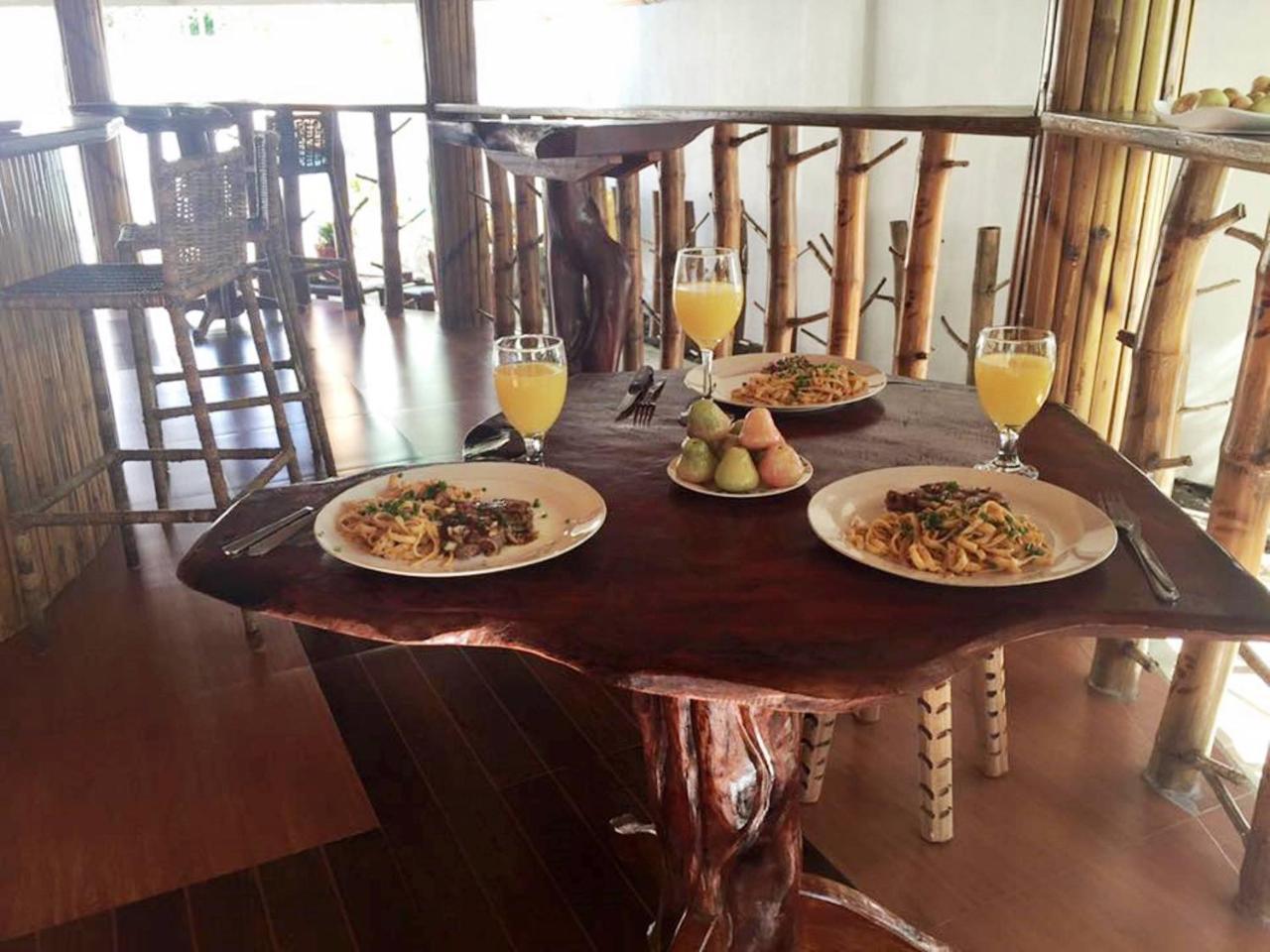 Bamboo Garden Boutique Hotel Tacloban Eksteriør billede