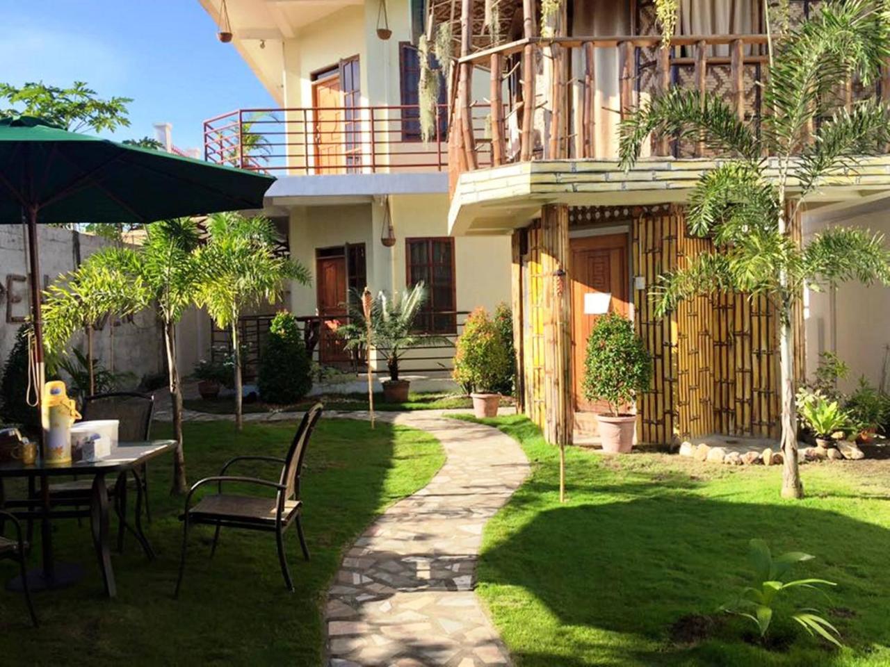 Bamboo Garden Boutique Hotel Tacloban Eksteriør billede